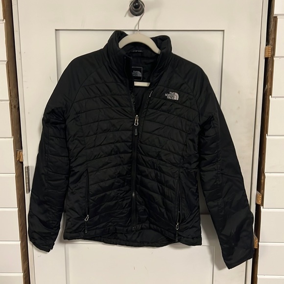 The North Face Jackets & Coats The North Face Lightweight Puffer